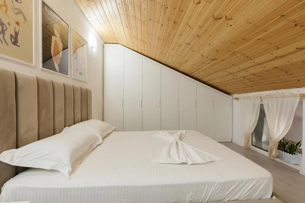 Loft Apartment By Holistay Tirana